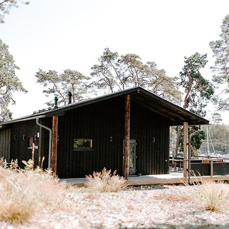 Peterzens Boathouse Villa Laupunen Ngoại thất bức ảnh