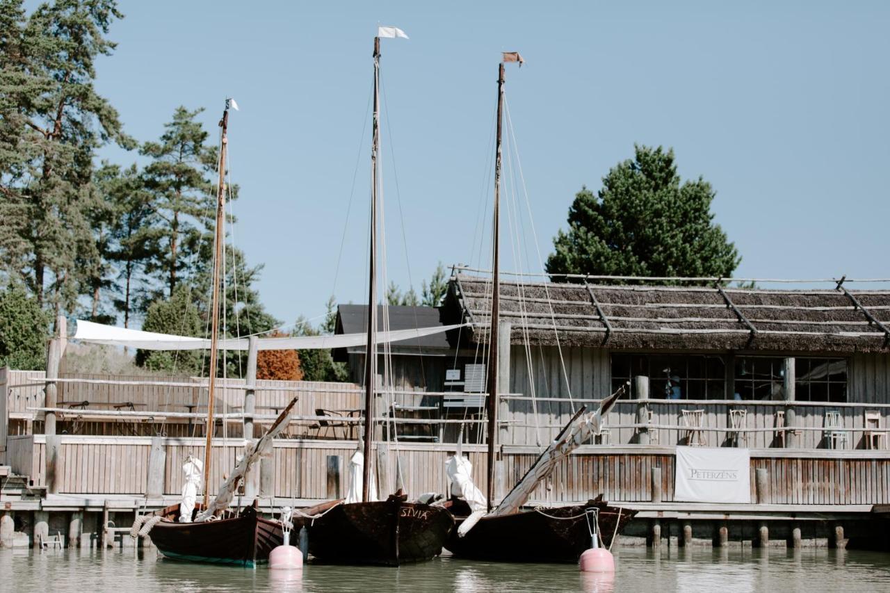 Peterzens Boathouse Villa Laupunen Ngoại thất bức ảnh