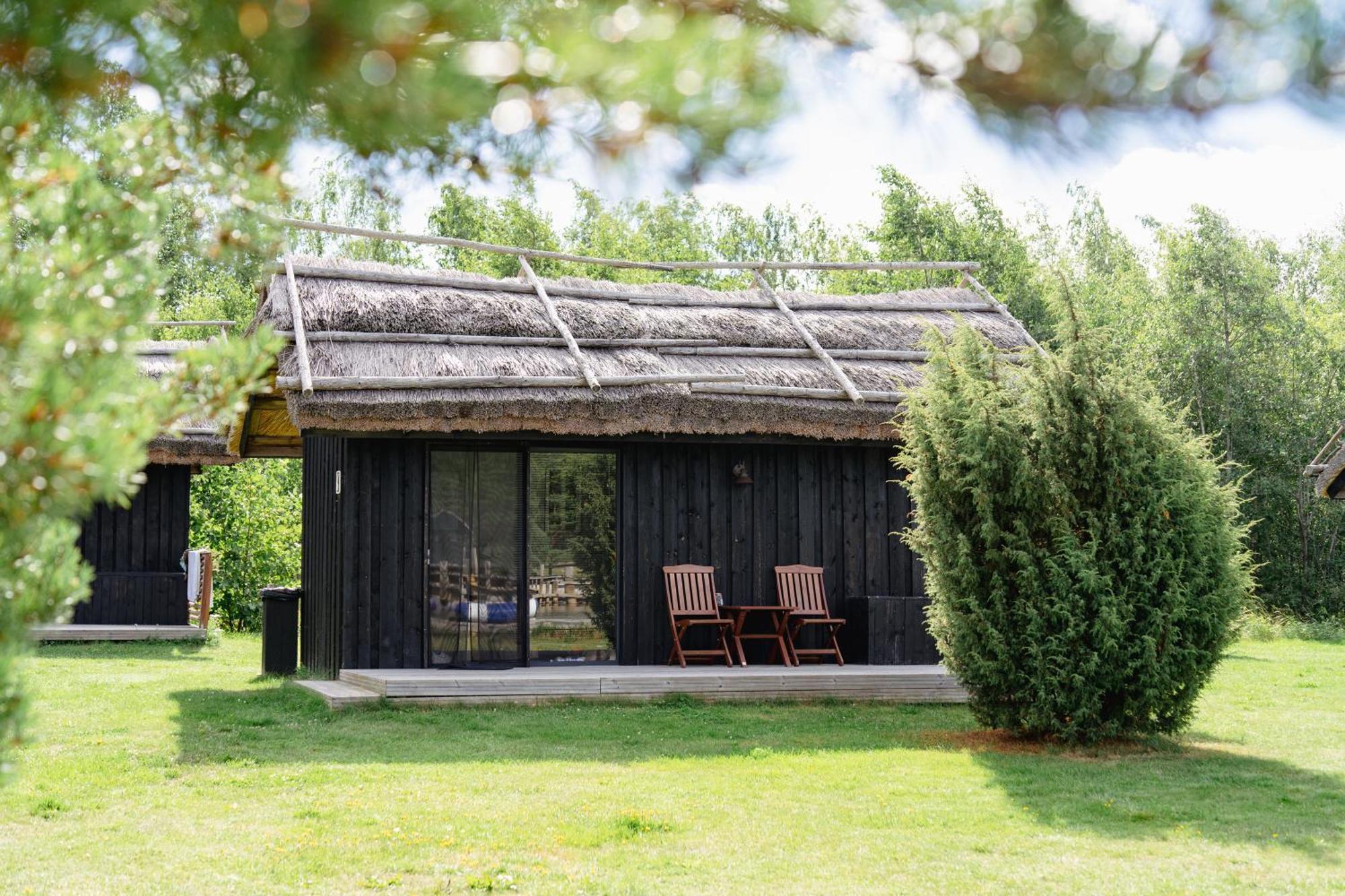 Peterzens Boathouse Villa Laupunen Ngoại thất bức ảnh